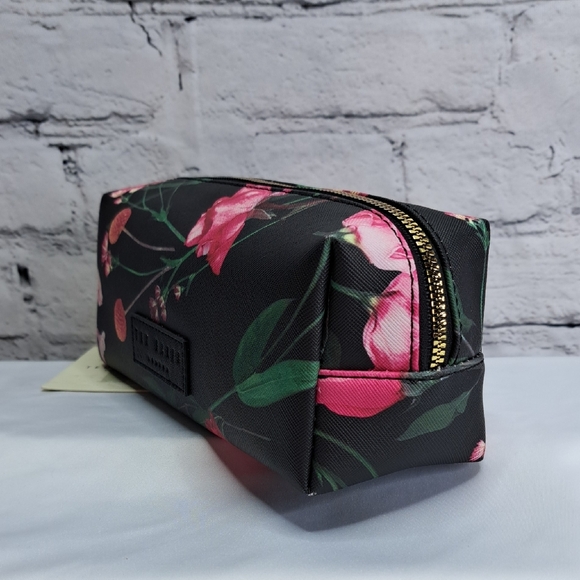TED BAKER LONDON COSMETIC POUCH 'SCATTERED BOUQÙET' FĹORAL LOAF STYLE - Picture 5 of 16